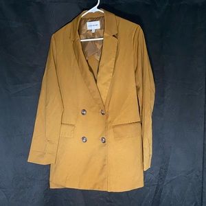 Elizabeth & James Medium Women’s Jacket, Warm Brown with Dark Brown buttons